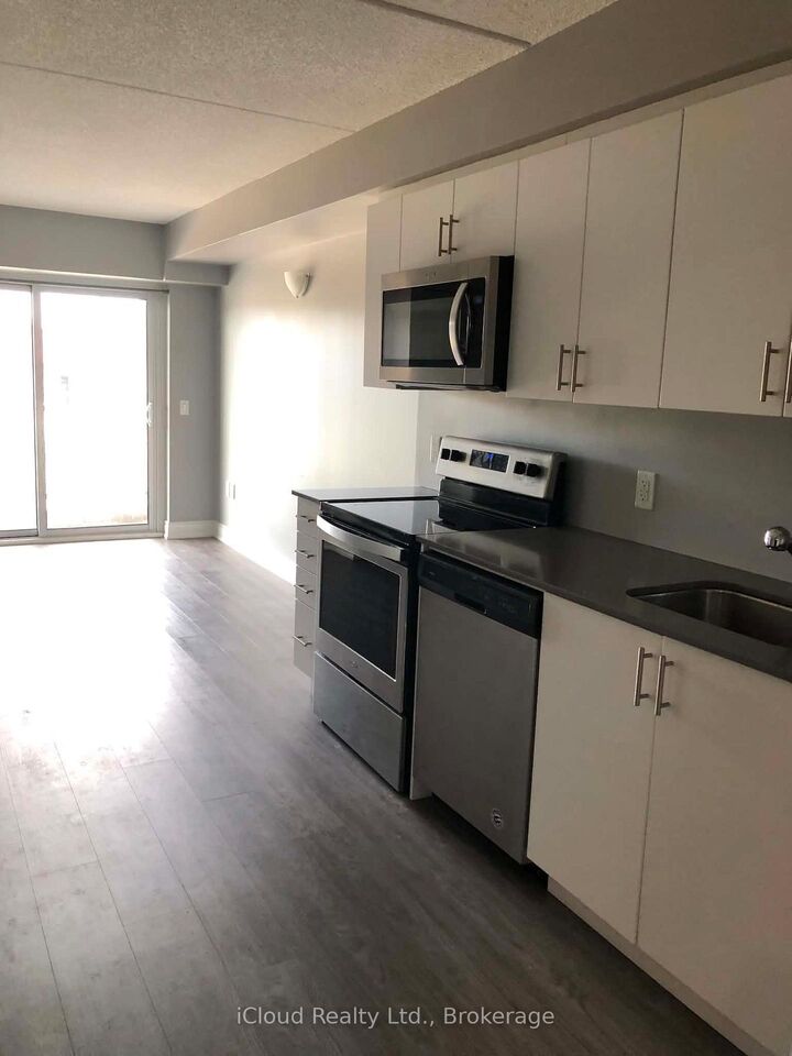 Property Photo:  716 Main Street E 212  ON L9T 3P6 