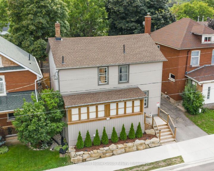 1346 King Street E — photo 1