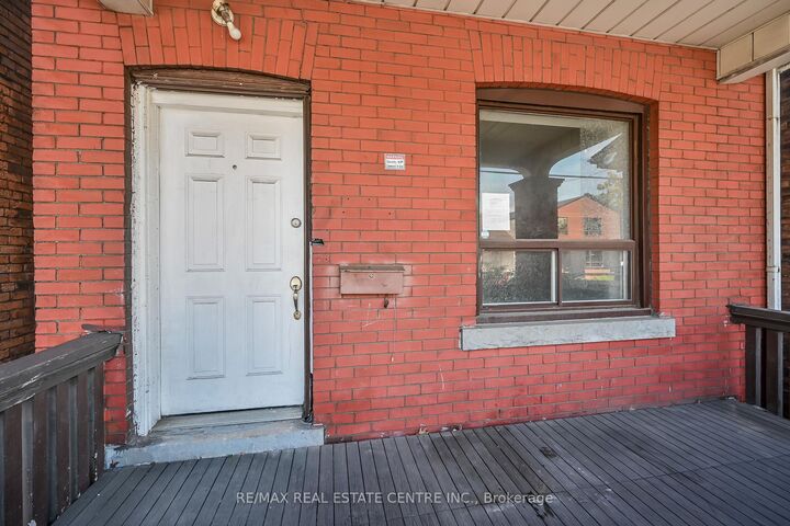 Property Photo:  334 Cannon Street E  ON L8L 2B9 