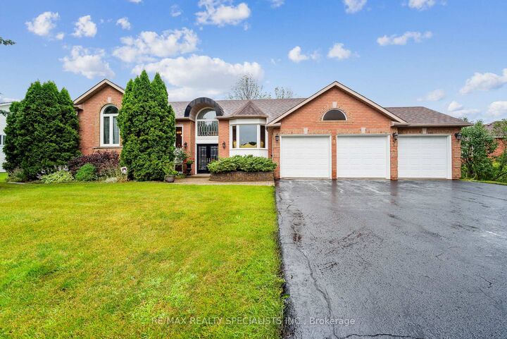 22 Lamont Creek Drive — photo 1