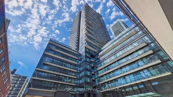 127 Broadway Avenue 1011 — photo 1