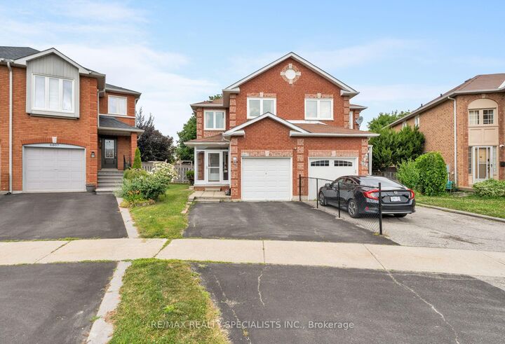 6803 Bansbridge Crescent — photo 1