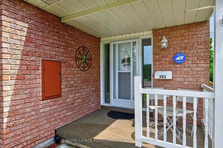 Property Photo: 393 Malabar Drive ON K7M 8X1
