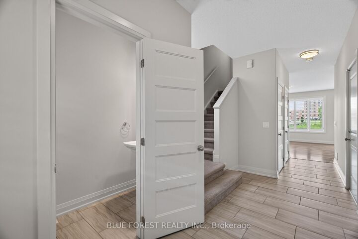 Property Photo:  3025 Singleton Avenue 126  ON N6L 0E6 
