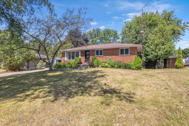 Property Photo: 30 Ridgeway Avenue ON N3Y 4J9