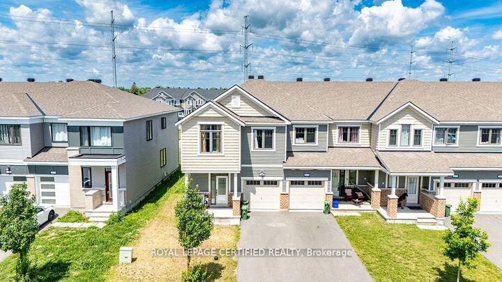 Property Photo: 2177 Winsome Terrace ON K4A 5N1