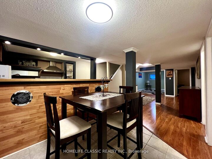 Property Photo:  423 Flanagan Court Lower  ON L3X 2G1 
