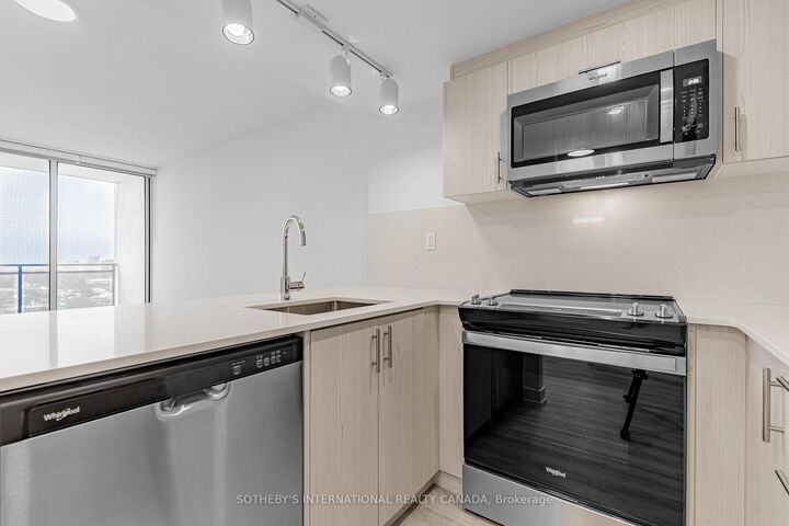 Property Photo: 191 Sherbourne Street 117 ON M5A 3X1