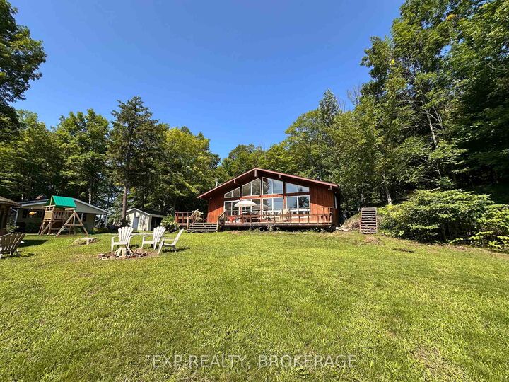 2103 Hambly Lane — photo 1