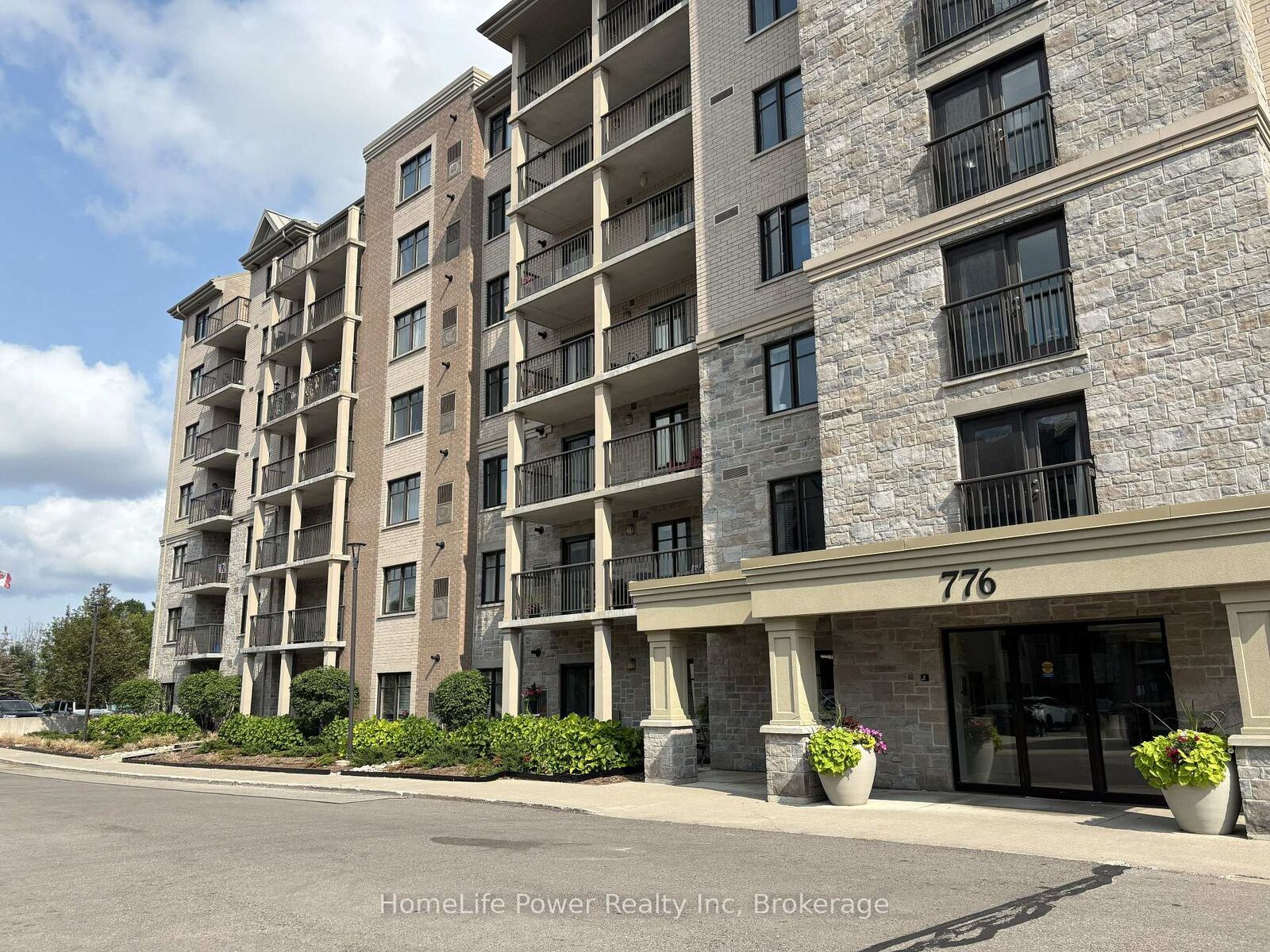 Property Photo:  776 Laurelwood Drive 705  ON N2V 0A8 