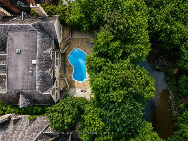 14 St Margarets Drive — photo 1