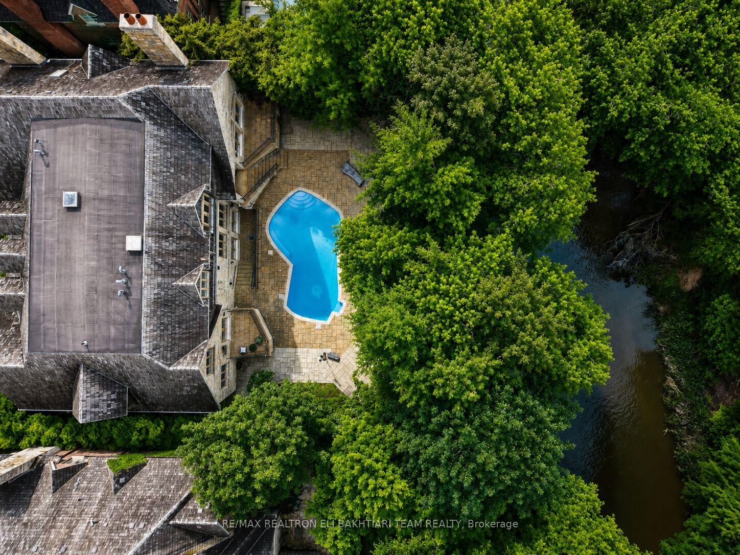 Property Photo: 14 St Margarets Drive ON M4N 3E5
