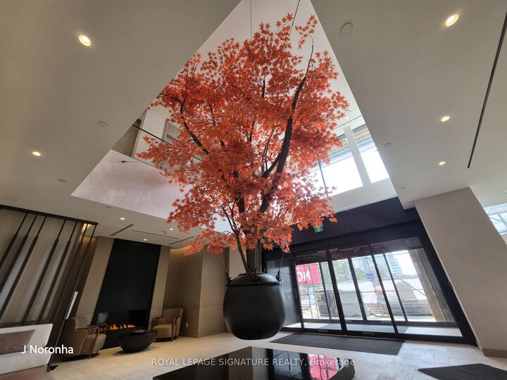 Property Photo: 4015 The Exchange N/A NE 4803 ON L5B 0N9