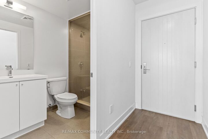 Property Photo: 2550 Simcoe Street 419 ON L1L 0R5
