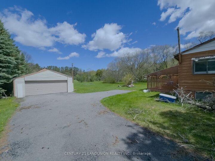 Property Photo: 4192 Vivian Road ON L0G 1E0