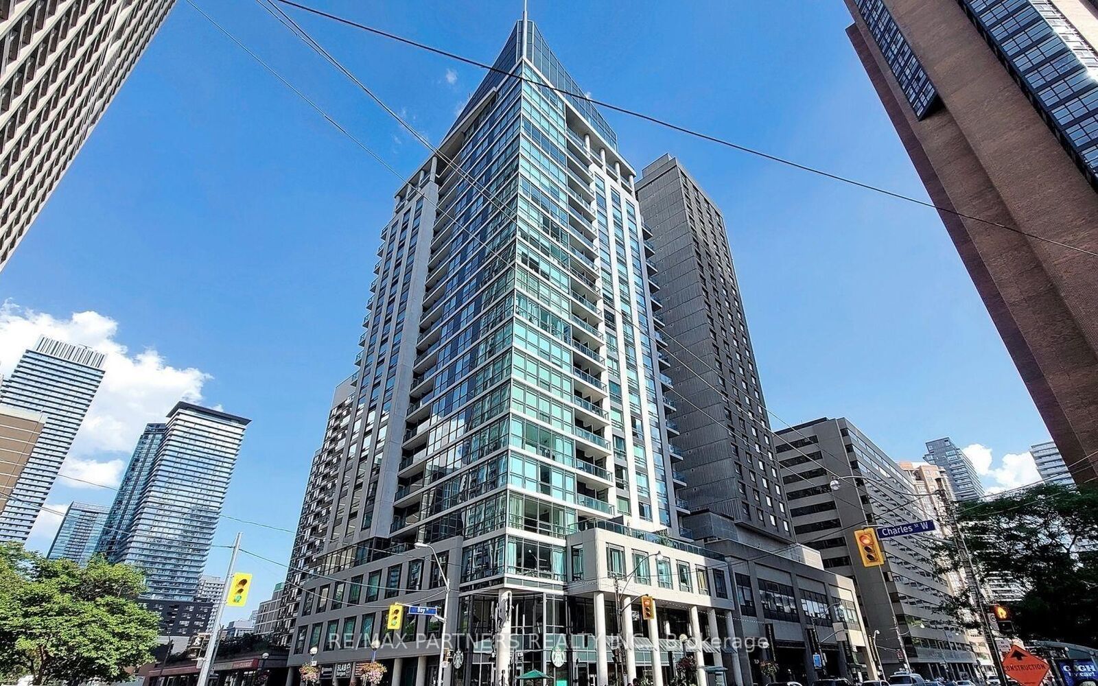 Property Photo:  1121 Bay Street 908  ON M5S 3L9 