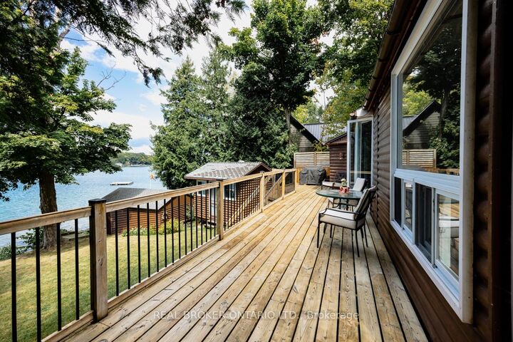 Property Photo: 70 Ivy Lane ON L3V 6H1