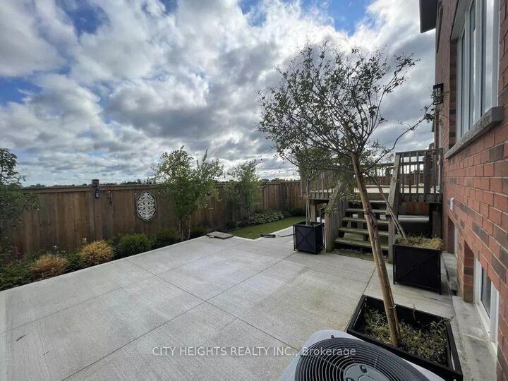 Property Photo:  160 McWatters Street  ON L0R 1C0 