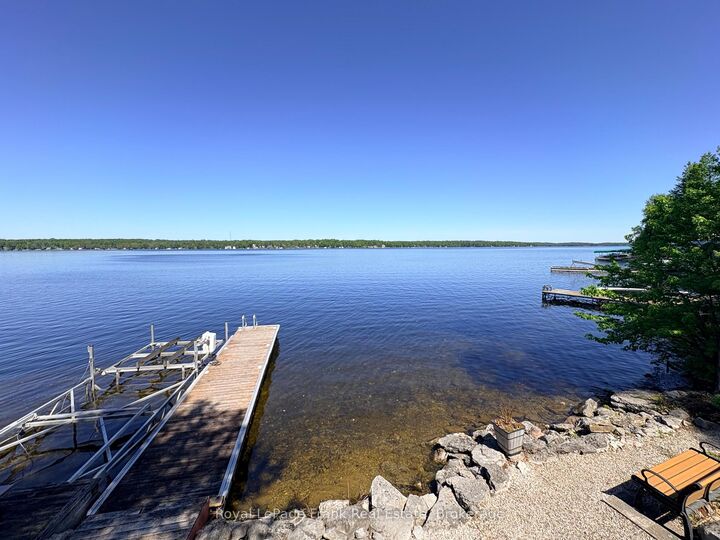 Property Photo: 944 Birchcliff Drive ON K0L 2H0