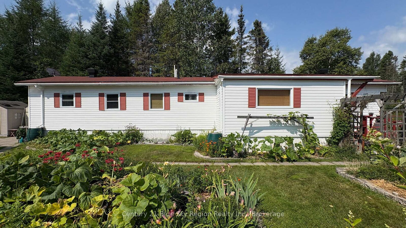 Property Photo: 5887 Highway 11 N/A N 42 ON P1B 8G3