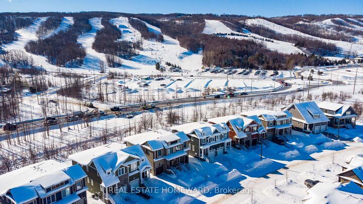 Property Photo:  222 Yellow Birch Avenue  ON L9Y 0R4 