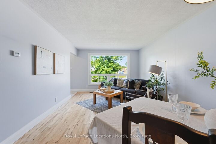 Property Photo: 32 Courtice Crescent ON L9Y 4G1
