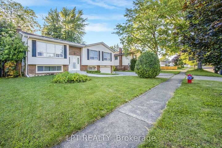 Property Photo: 6025 Belaire Avenue ON L2H 1V1