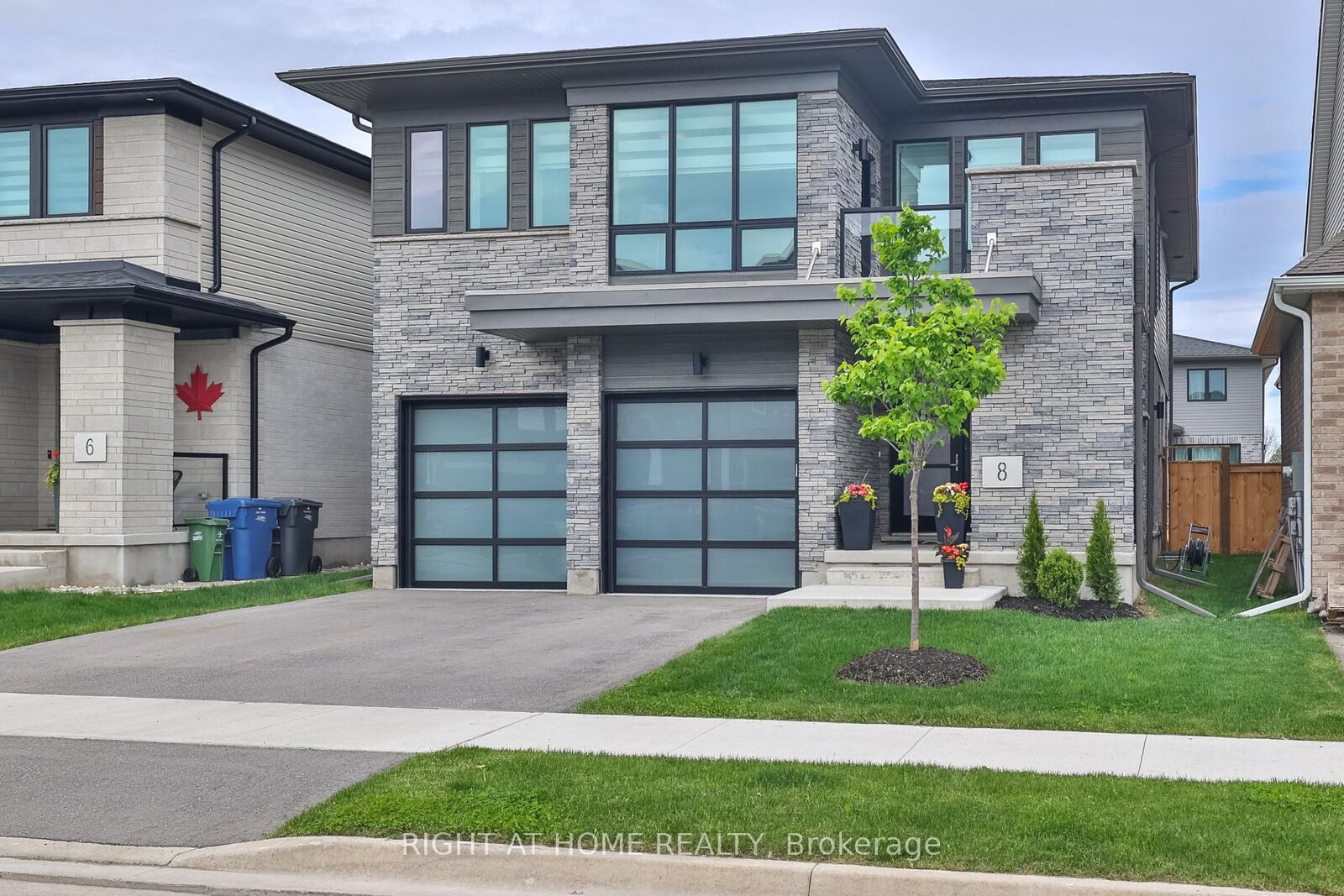 Property Photo: 8 Ryder Avenue ON N1G 0H3
