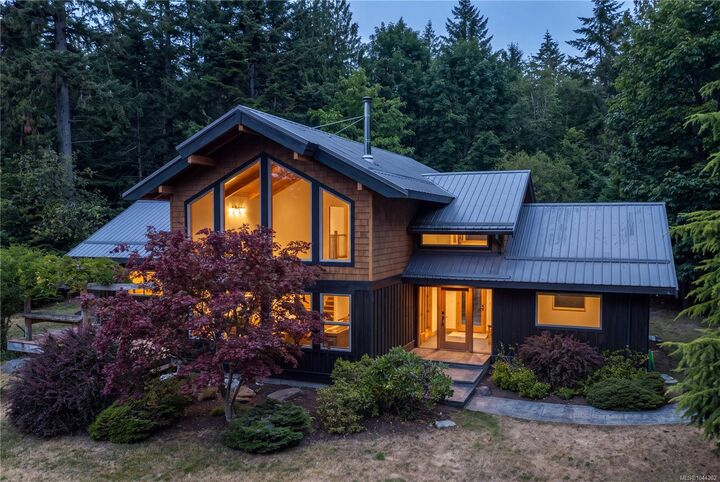 1918 Chelsea Rd — photo 1