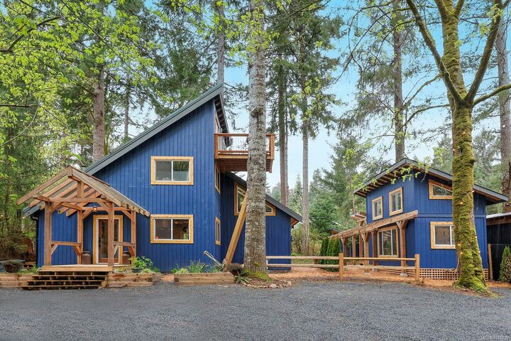 Property Photo: 1993 Coleman Rd BC V9J 1V8