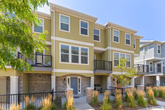 Property Photo: 1788 W Torlundy Dr UT 84065