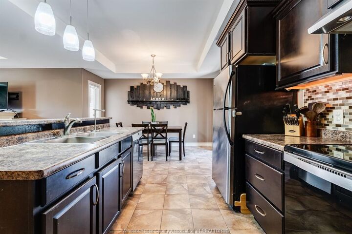 Property Photo: 211 Dieppe Crescent ON N9Y 4B9
