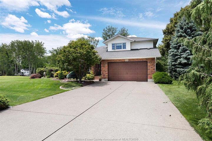 Property Photo:  605 Markham Drive  ON N0P 2L0 