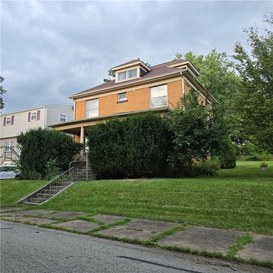 Property Photo: 222 Lawrence Ave PA 15137