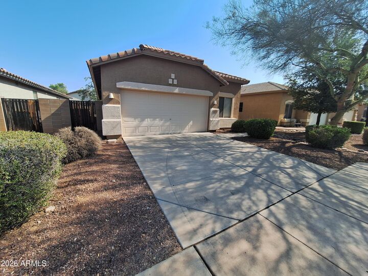 Property Photo: 12748 W Honeysuckle Street AZ 85340