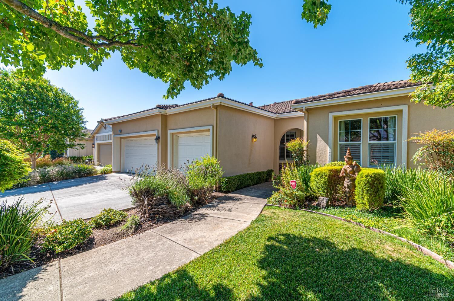 Property Photo:  7541 Walnut Orchard Way  CA 95409 