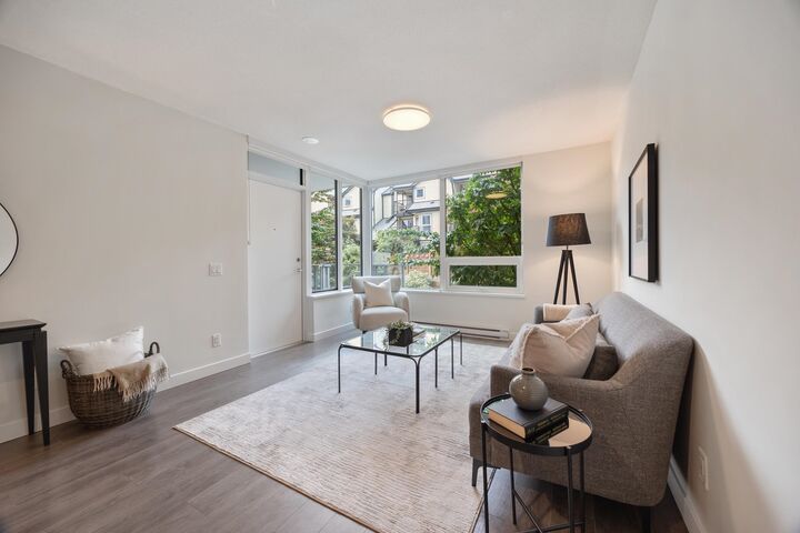 Property Photo: 988 Quayside Drive Th2 BC V3M 0L5