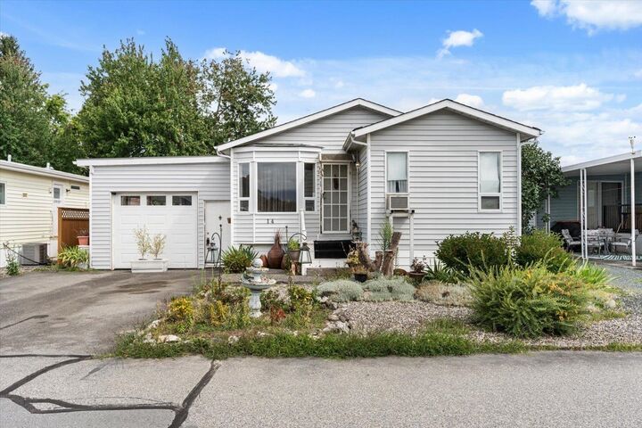 9055 Ashwell Road 14 — photo 1