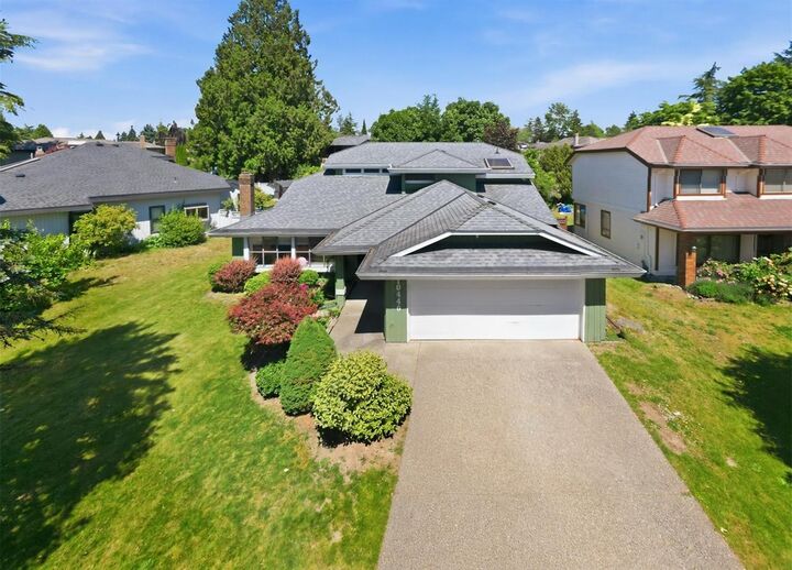 10446 Fraserglen Drive — photo 1