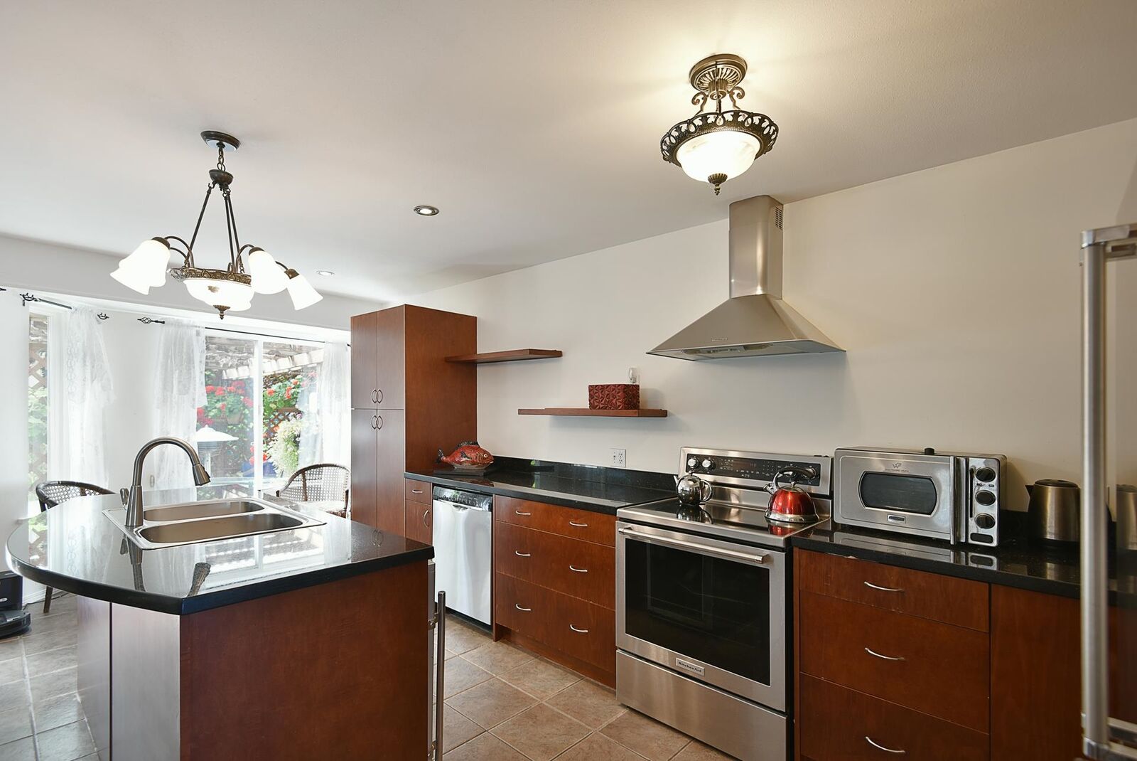 Property Photo: 5875 Turnstone Crescent BC V7Z 0L9