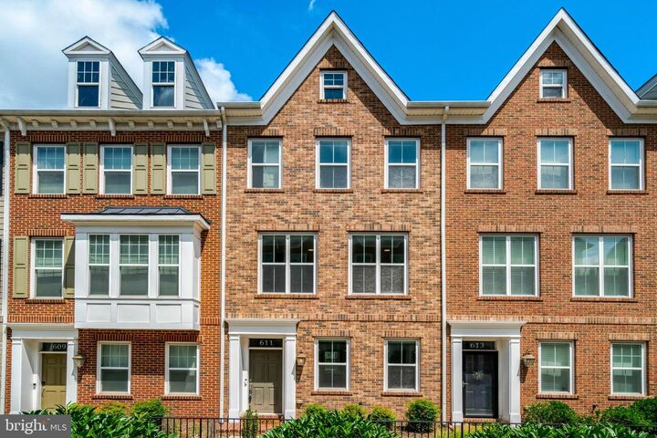 Property Photo: 611 Totten Mews NE DC 20017