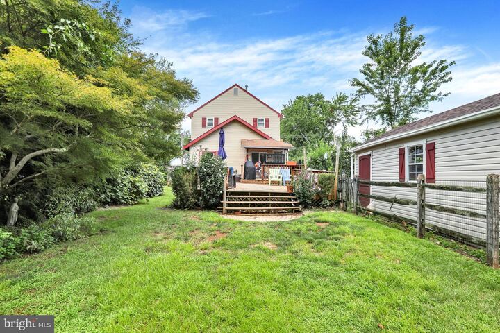 Property Photo: 207 Crooked Billet Rd Road PA 19040