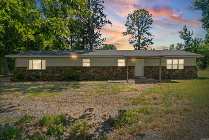 Property Photo: 2923 Graham Road AR 72076