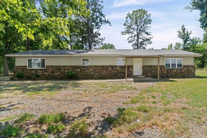 Property Photo: 2923 Graham Road AR 72076