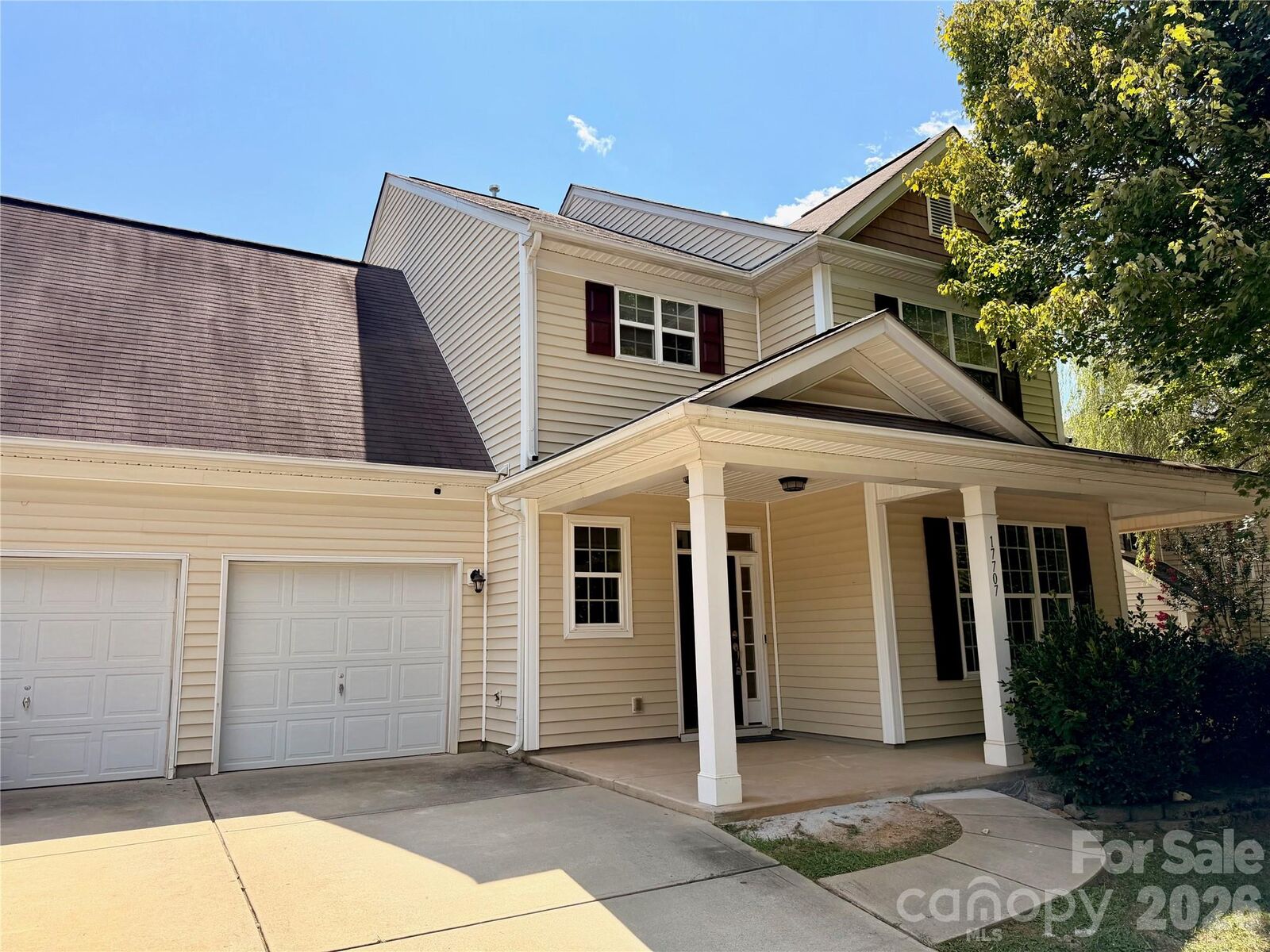 Property Photo:  17707 Train Station Drive  NC 28078 