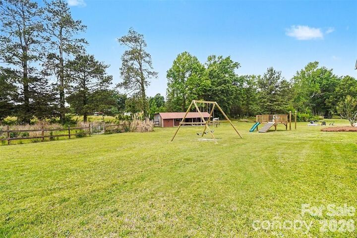 Property Photo: 650 Monticello Road SC 29720