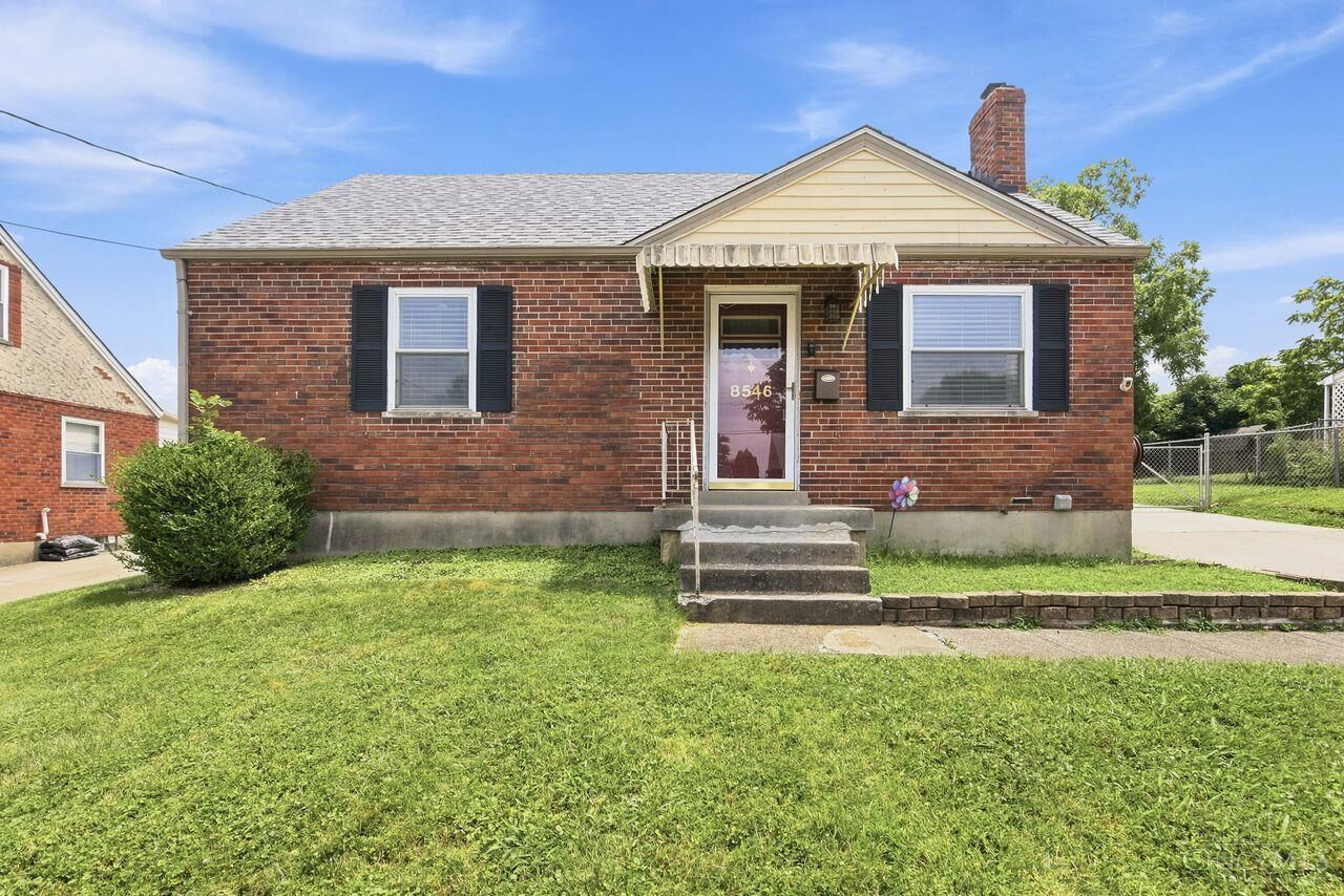 Property Photo: 8546 Darnell Avenue OH 45236