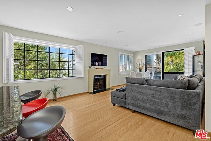 Property Photo:  5100 Via Dolce, Unit 208  CA 90292 