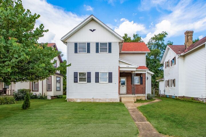 Property Photo: 458 E Main Street OH 43055