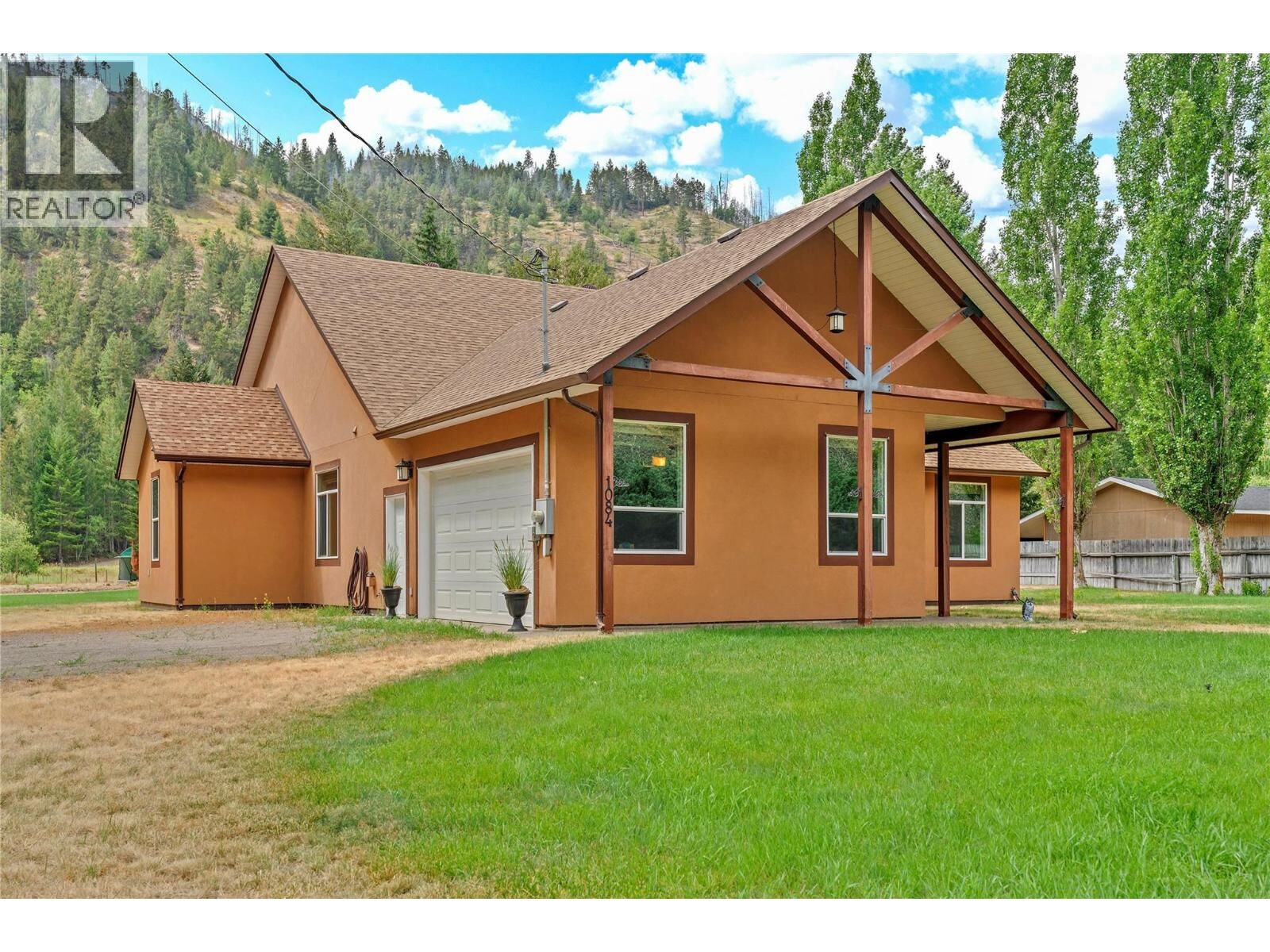 Property Photo: 1084 Seven Mile Road BC V0X 1W0
